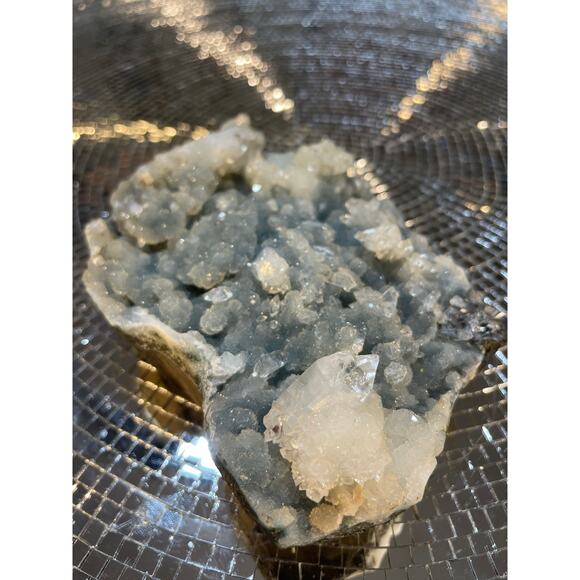 Clear Blue Apophyllite Crystal Cluzer with druzy blue standing crystal ~1.5 lb - Picture 10 of 16
